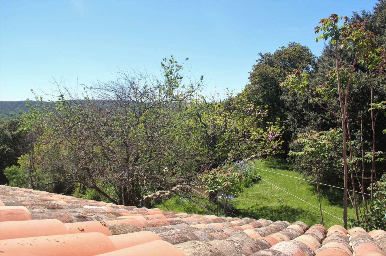 Studio Gard calme et nature Russan Extérieur photo